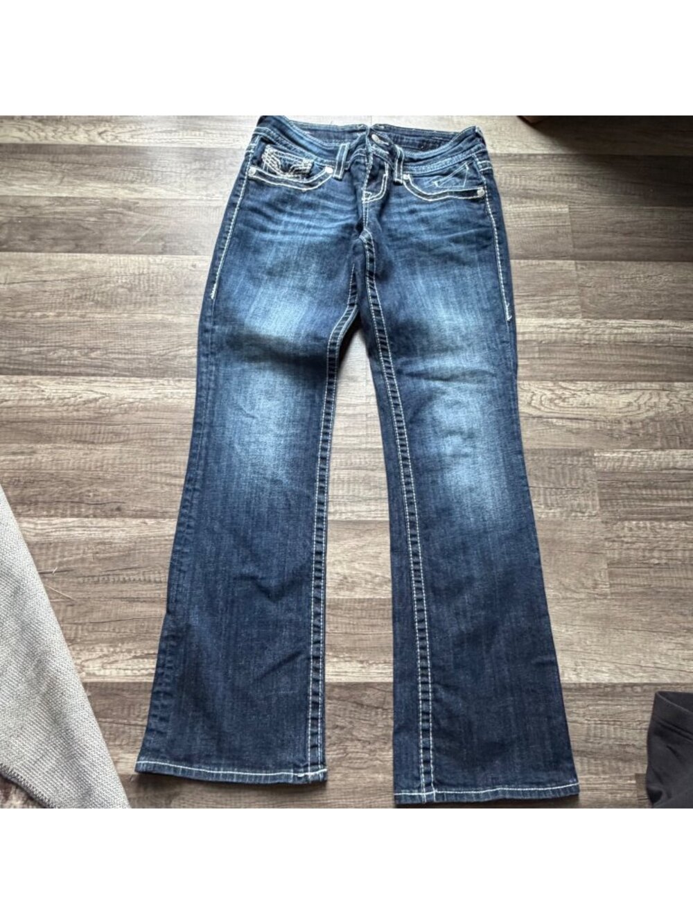 Vigoss Womens Distressed Bootcut Denim Jeans With Contrast Stitching - Dark Wash